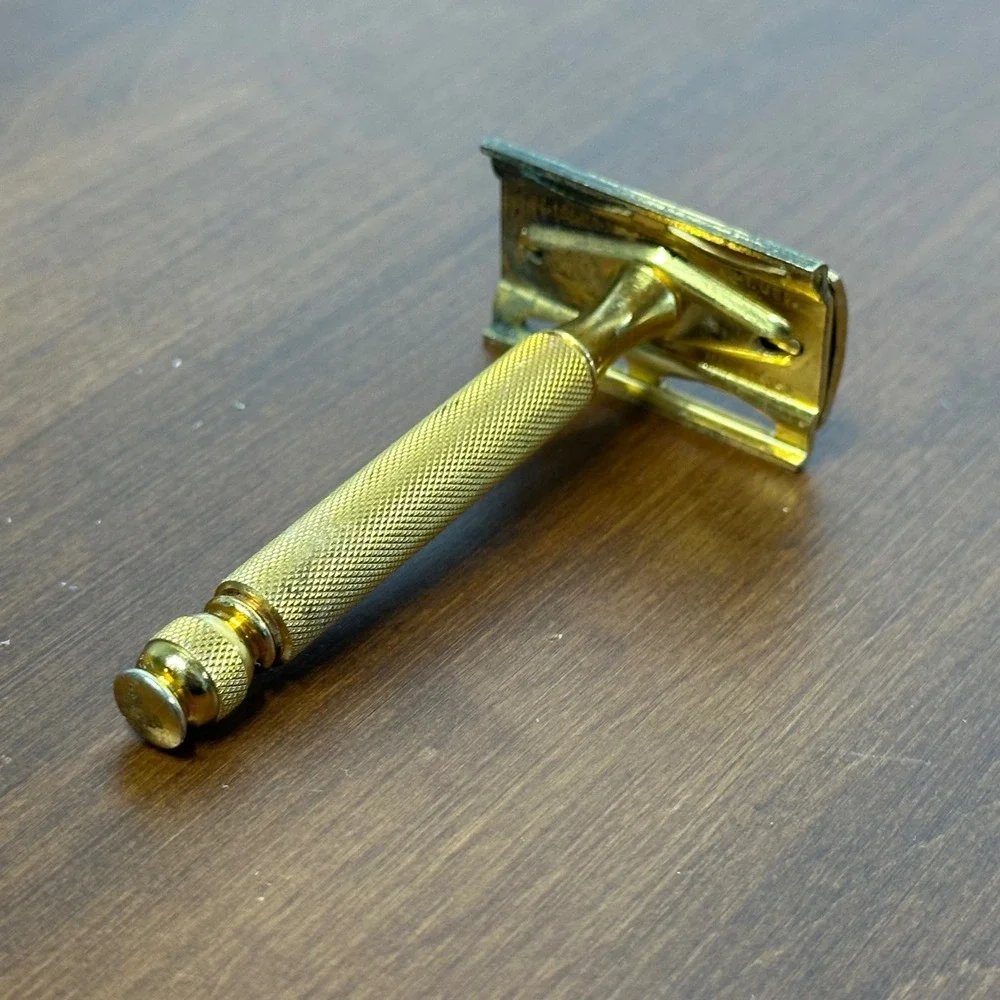 Vintage‎ Gillette Tech Safety Razor Gold Tone 3 Piece Made in USA